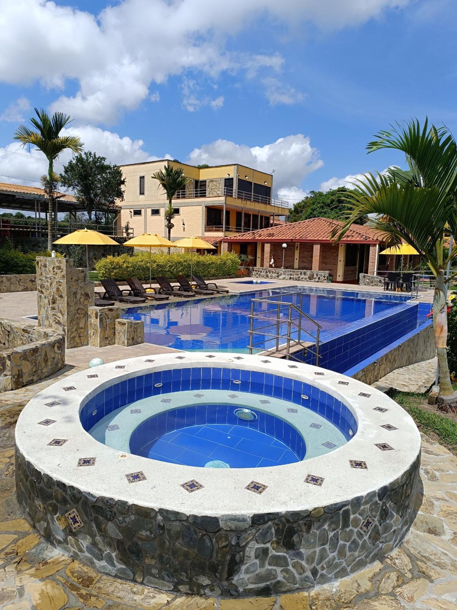 Hotel Campestre los Mangos Quimbaya Exterior foto