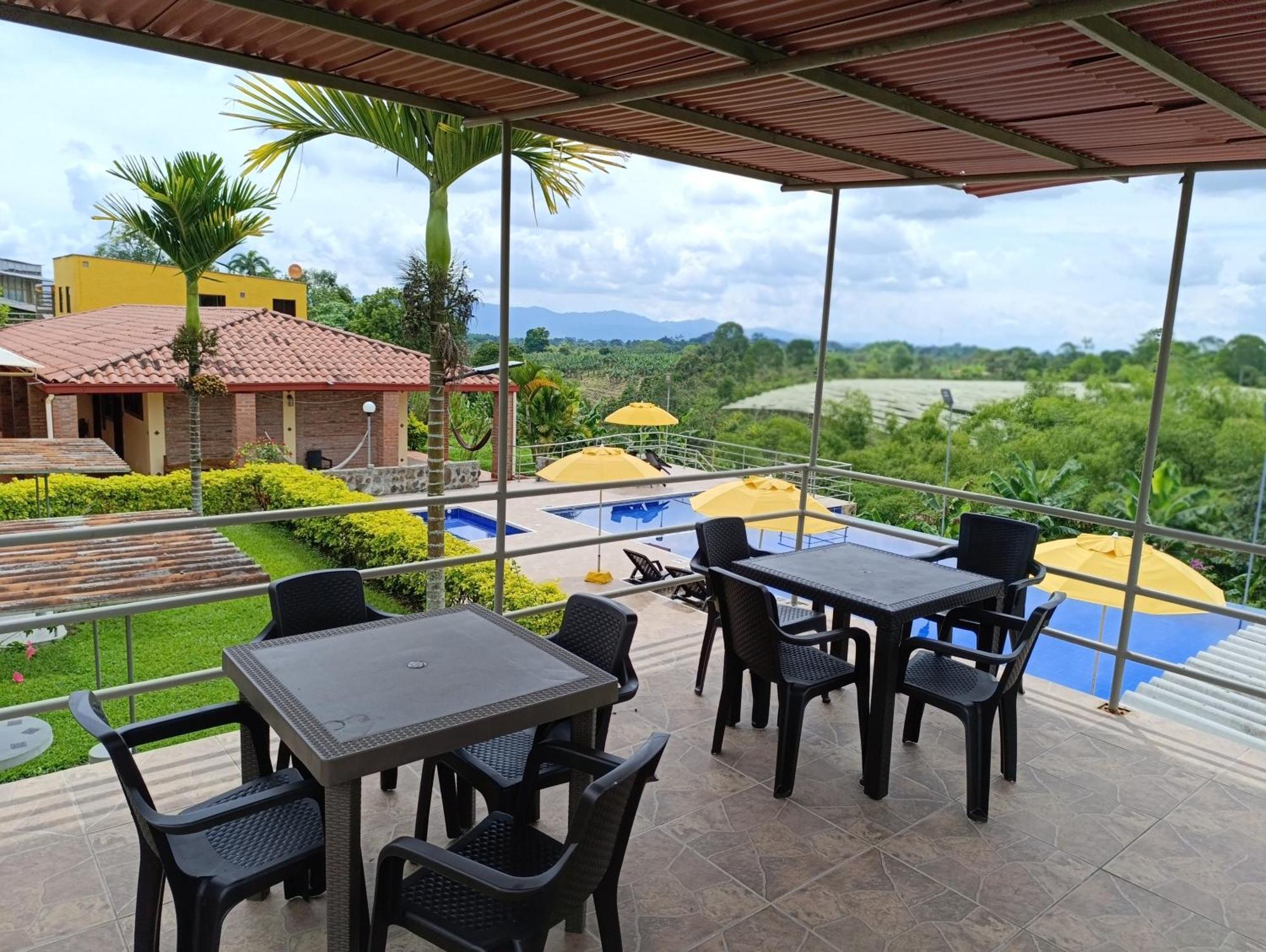 Hotel Campestre los Mangos Quimbaya Exterior foto